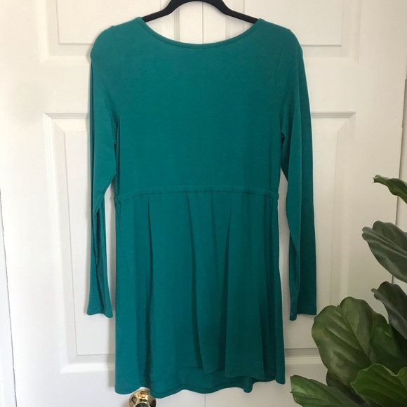 Old Navy Maternity Top/Dress Size Medium - Picture 2 of 4